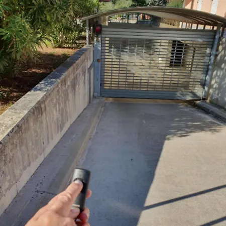 Apartment Marina Seaview Penthouse Burin 120 *